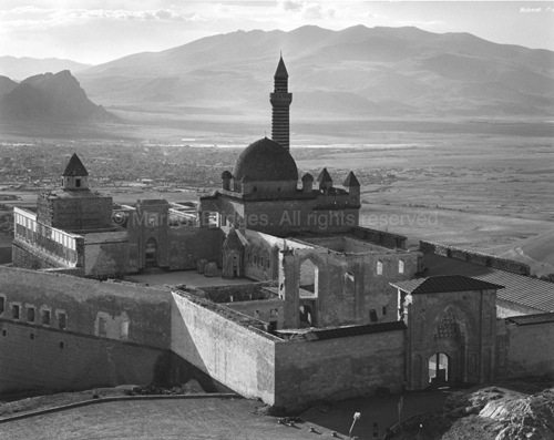 Ishak Pasha Palace, 2006. Asia. copyright photographer Marilyn Bridges