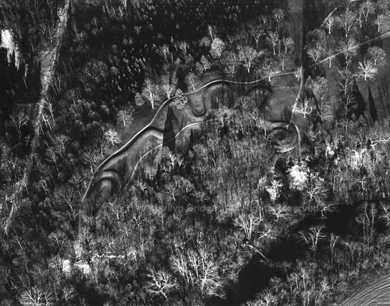 Serpent Mound near Chillicothe, Ohio, 1982. Native America. copyright photographer Marilyn Bridges.